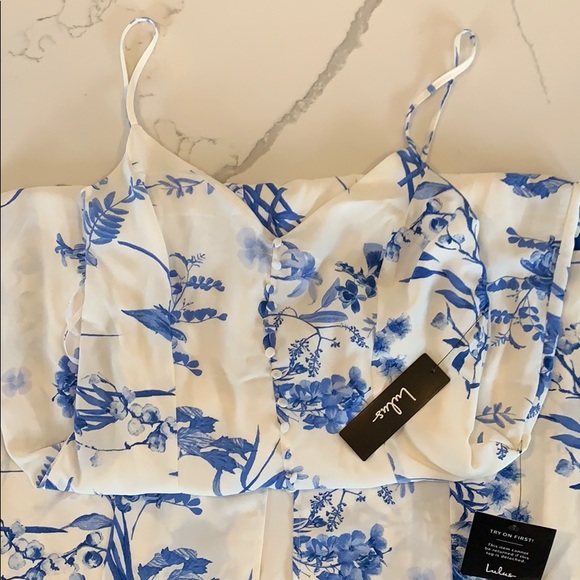 Lulus - Blue/White Print Button-Front Maxi Dress - Picture 5 of 6